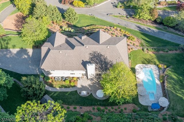 37 Gregory Ave, West Orange Twp., NJ 07052