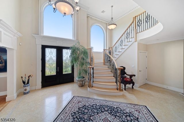 37 Gregory Ave, West Orange Twp., NJ 07052