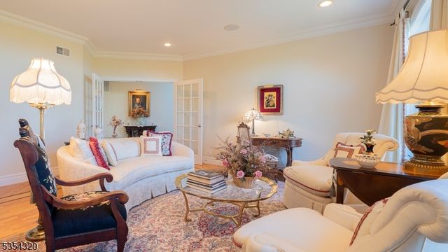 37 Gregory Ave, West Orange Twp., NJ 07052