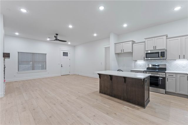 30 Duart Drive, Bella Vista, AR 72715