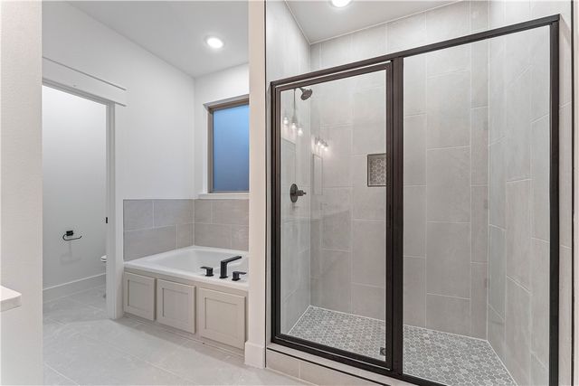 30 Duart Drive, Bella Vista, AR 72715