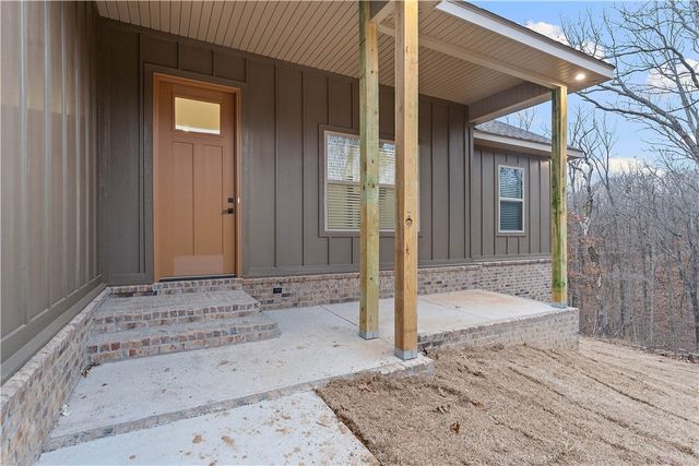 30 Duart Drive, Bella Vista, AR 72715