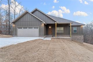 30 Duart Drive, Bella Vista, AR 72715