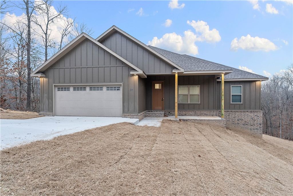 30 Duart Drive, Bella Vista, AR 72715
