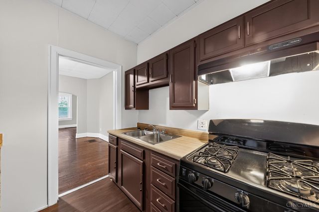 7412 Elizabeth Street, Mt Healthy, OH 45231
