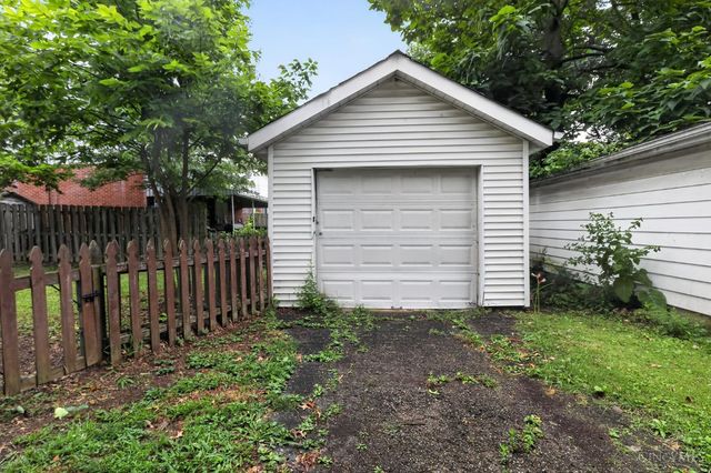 7412 Elizabeth Street, Mt Healthy, OH 45231