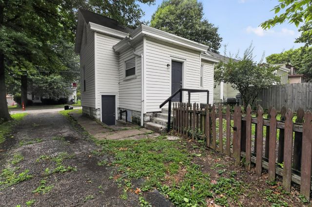 7412 Elizabeth Street, Mt Healthy, OH 45231