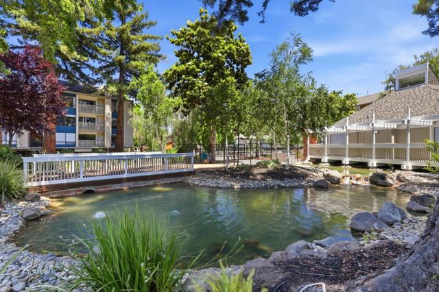 49 Showers Drive N366, Mountain View, CA 94040