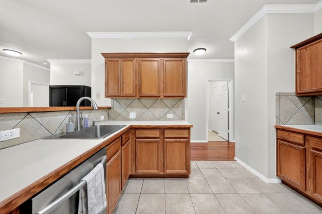 10601 Augusta Lane, Rowlett, TX 75089