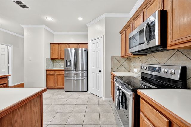 10601 Augusta Lane, Rowlett, TX 75089