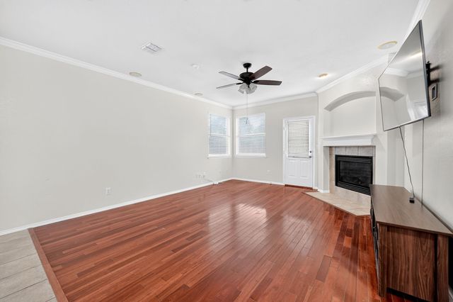 10601 Augusta Lane, Rowlett, TX 75089