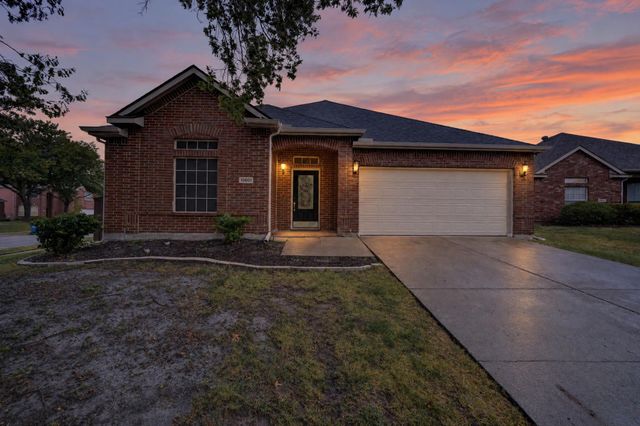 10601 Augusta Lane, Rowlett, TX 75089