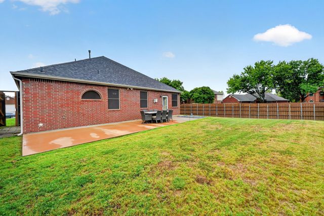 10601 Augusta Lane, Rowlett, TX 75089