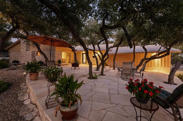 5200 Bell Springs RD, Dripping Springs, TX 78620