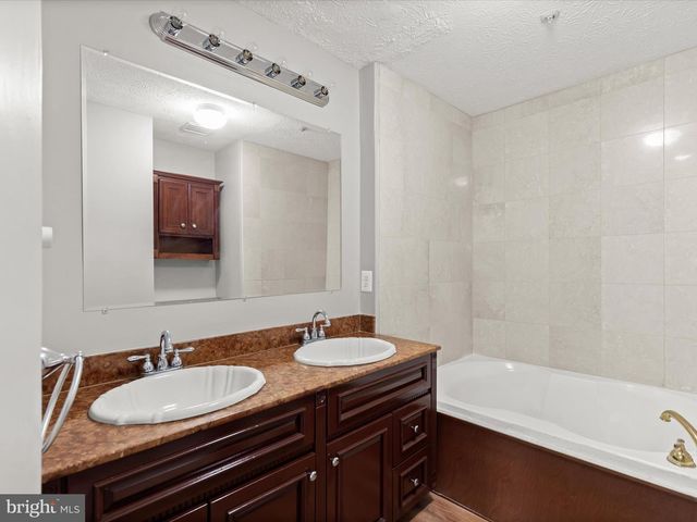4244 MAPLE PATH CIR #27, Nottingham, MD 21236