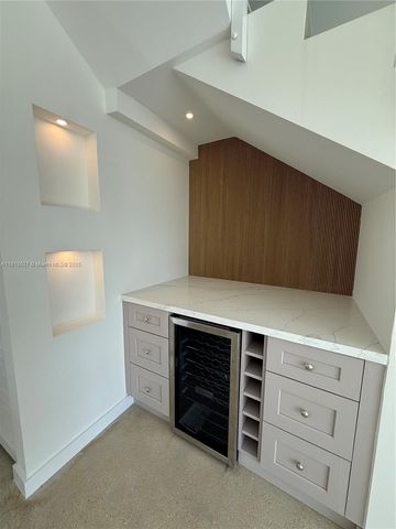 94825 Overseas Hwy 220, Key Largo, FL 33037