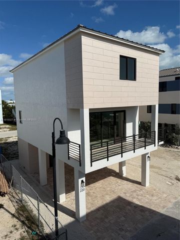 94825 Overseas Hwy 220, Key Largo, FL 33037