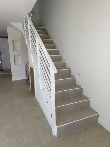 94825 Overseas Hwy 220, Key Largo, FL 33037