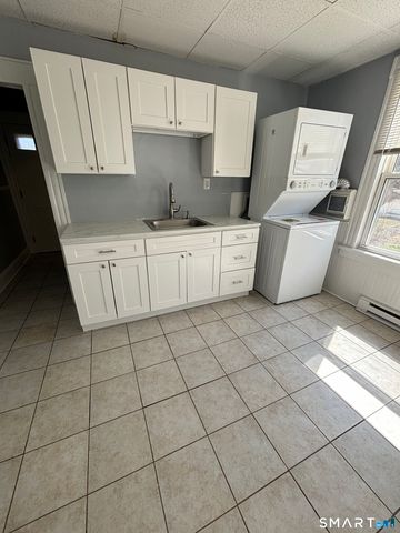 136 Peace Street 4, Stratford, CT 06615