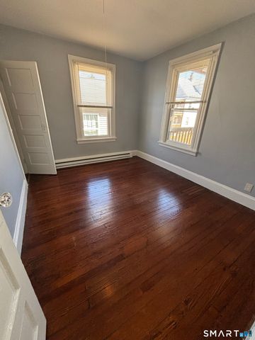 136 Peace Street 4, Stratford, CT 06615