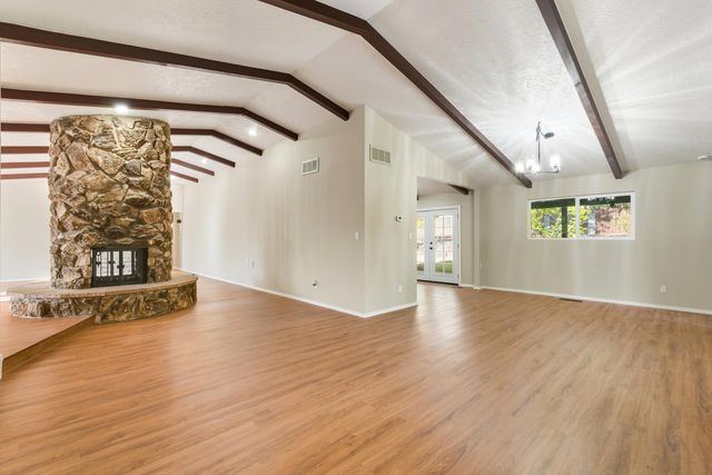 1312 Stagecoach Lane SE, Albuquerque, NM 87123