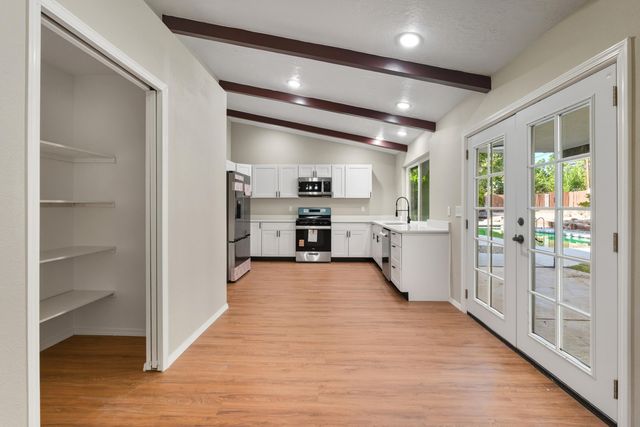 1312 Stagecoach Lane SE, Albuquerque, NM 87123