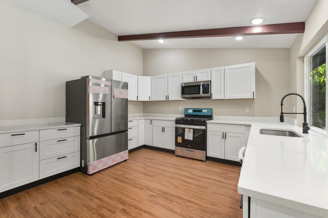 1312 Stagecoach Lane SE, Albuquerque, NM 87123