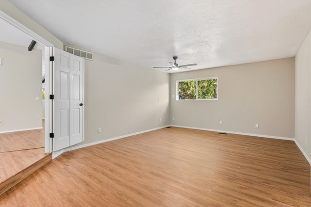 1312 Stagecoach Lane SE, Albuquerque, NM 87123