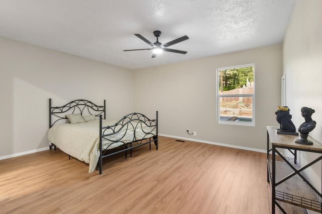1312 Stagecoach Lane SE, Albuquerque, NM 87123