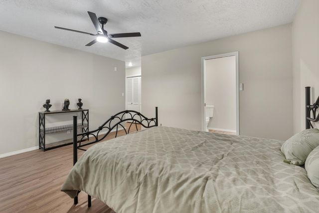 1312 Stagecoach Lane SE, Albuquerque, NM 87123