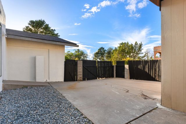 1312 Stagecoach Lane SE, Albuquerque, NM 87123