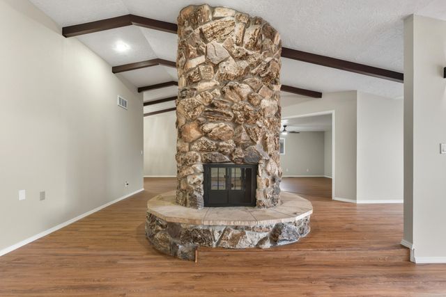 1312 Stagecoach Lane SE, Albuquerque, NM 87123