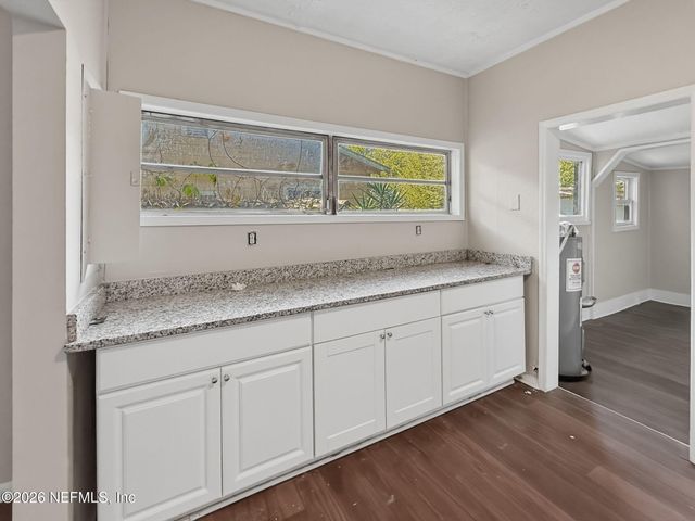 663 LINWOOD Avenue, Jacksonville, FL 32206