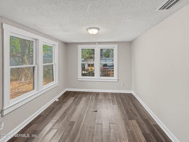 663 LINWOOD Avenue, Jacksonville, FL 32206