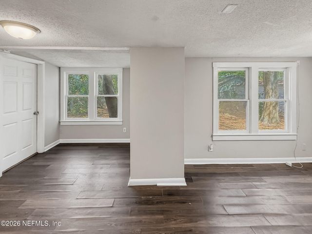 663 LINWOOD Avenue, Jacksonville, FL 32206