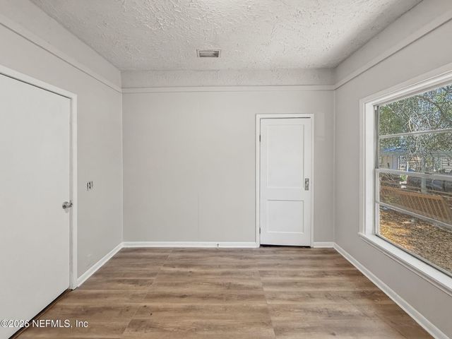 663 LINWOOD Avenue, Jacksonville, FL 32206