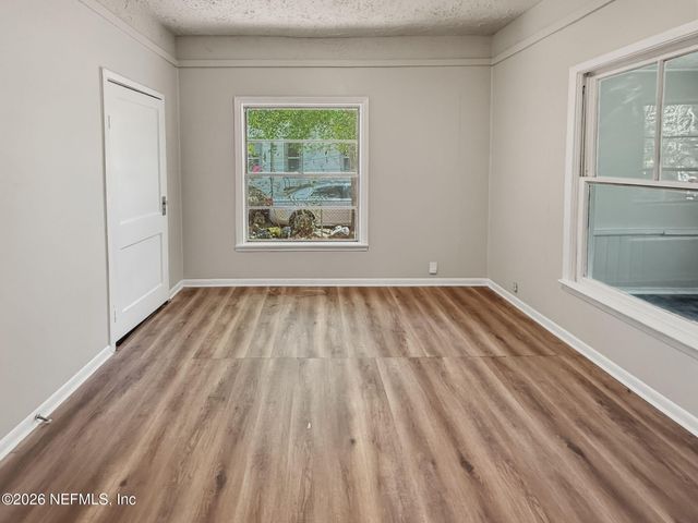 663 LINWOOD Avenue, Jacksonville, FL 32206