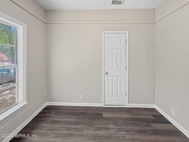 663 LINWOOD Avenue, Jacksonville, FL 32206