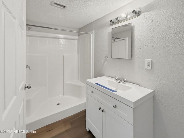 663 LINWOOD Avenue, Jacksonville, FL 32206