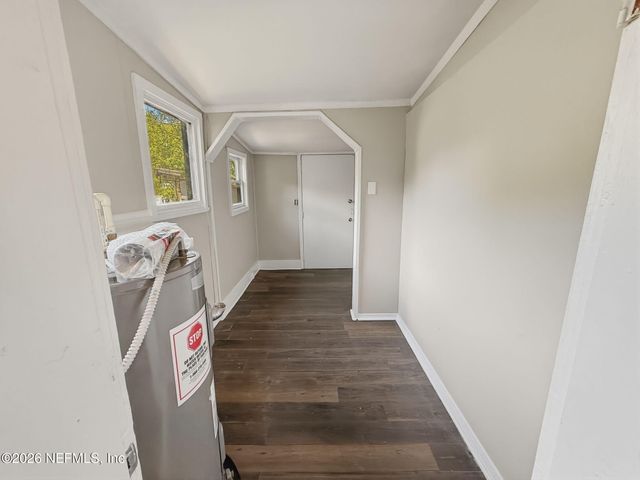 663 LINWOOD Avenue, Jacksonville, FL 32206