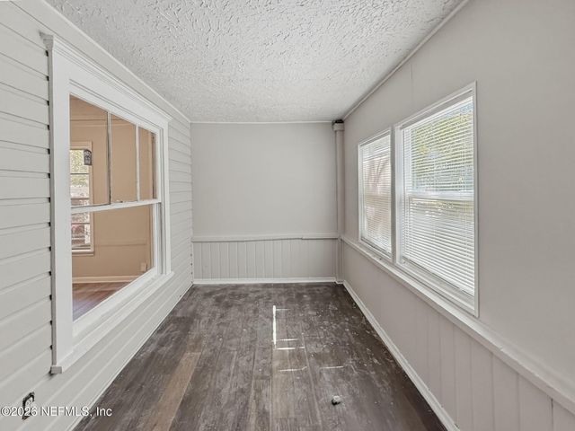 663 LINWOOD Avenue, Jacksonville, FL 32206