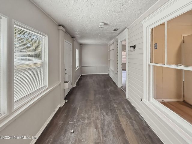 663 LINWOOD Avenue, Jacksonville, FL 32206