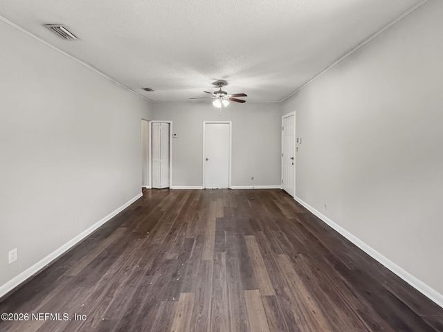 663 LINWOOD Avenue, Jacksonville, FL 32206