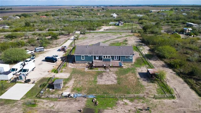 313 County Road 3033, Orange Grove, TX 78372