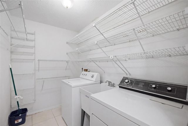 2331 LANCASTER DRIVE, Sun City Center, FL 33573