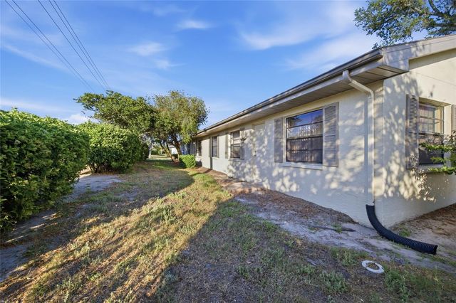 2331 LANCASTER DRIVE, Sun City Center, FL 33573