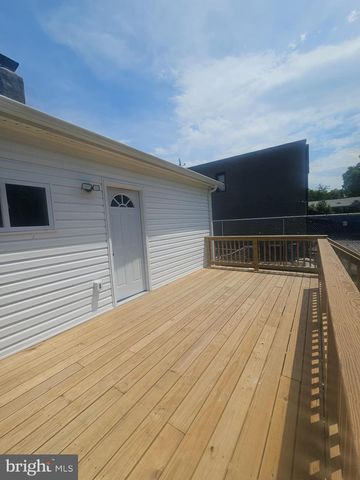 404 S MARLYN, Essex, MD 21221