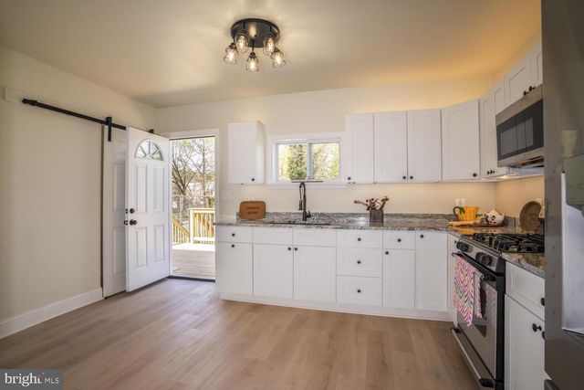 404 S MARLYN, Essex, MD 21221