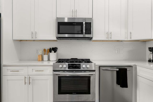 4223 Delano Place 105, Dallas, TX 75204