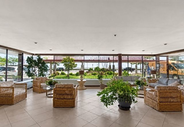 350 Revere Beach Blvd 2G, Revere, MA 02151